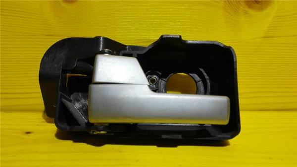 manilla interior puerta delantera izquierda f