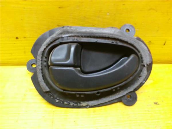 manilla interior puerta delantera izquierda p