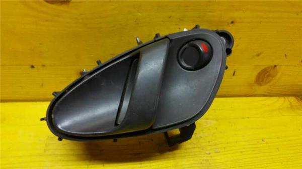 manilla interior puerta delantera izquierda c