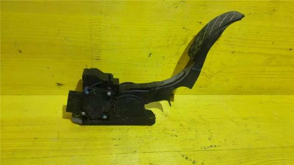 potenciometro pedal gas skoda fabia 19 sdi 64