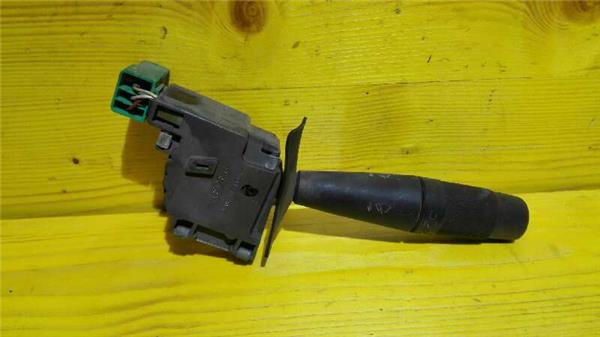 mando limpiaparabrisas peugeot 205 berlina 15