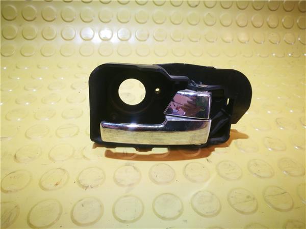 manilla interior puerta trasera derecha ford