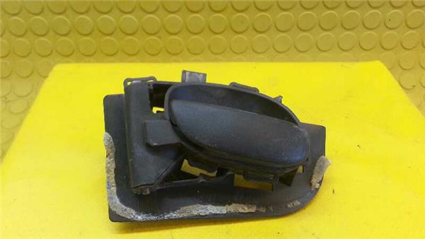 manilla interior puerta delantera izquierda p