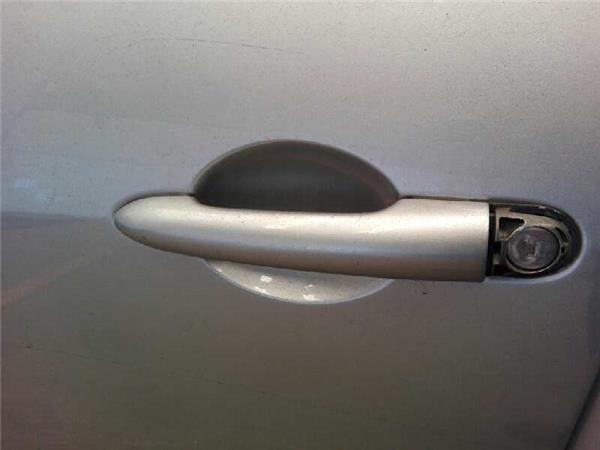 maneta exterior delantera izquierda nissan pr