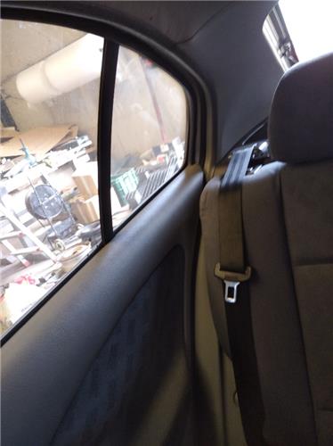 cinturon seguridad trasero derecho skoda octa