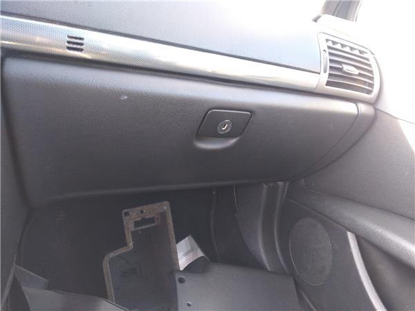 guantera salpicadero peugeot 407 20 16v hdi f