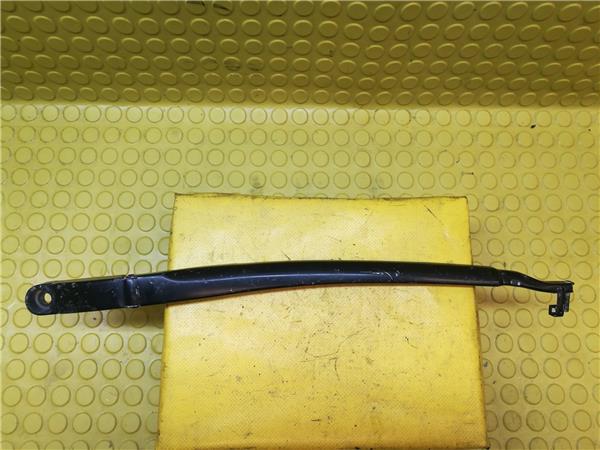 brazo limpiaparabrisas delantero izquierdo vo