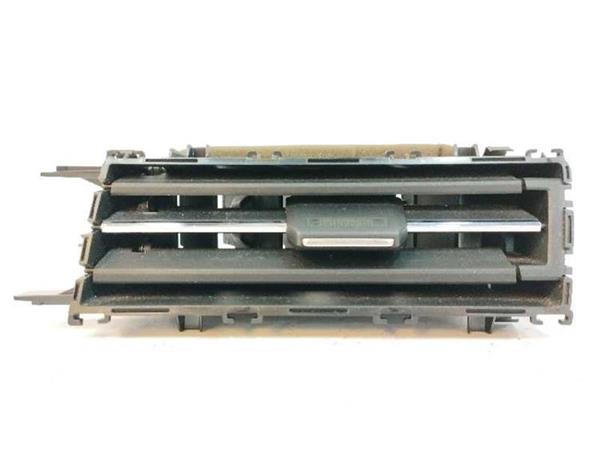 rejilla entrada de aire seat ibiza 1.0 tsi (116 cv)