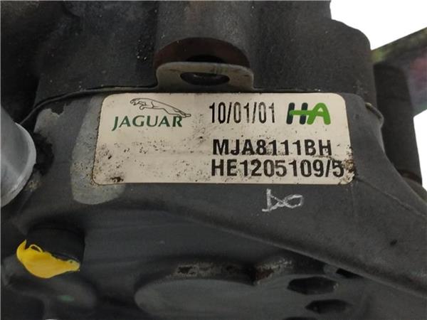 Bomba Servodireccion Jaguar XK8/XKR