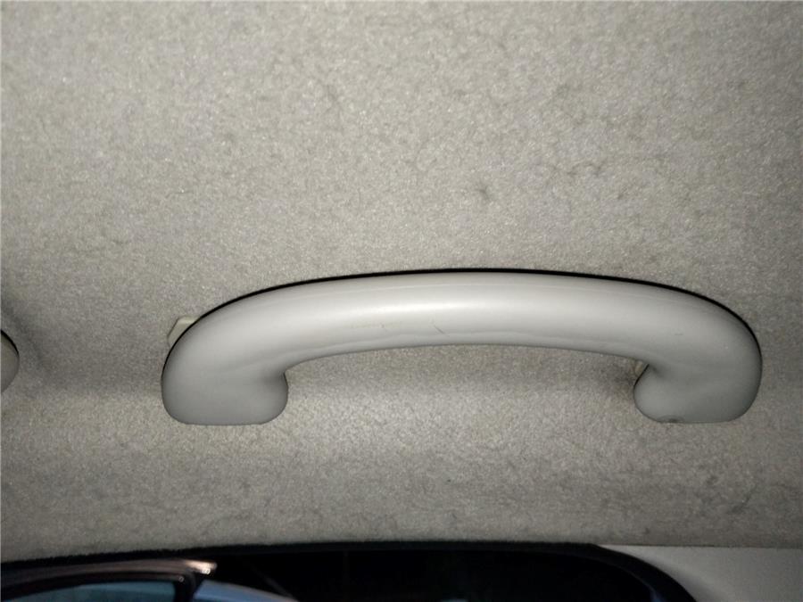 asidero superior delantero derecho ford fiesta (cbk) trend