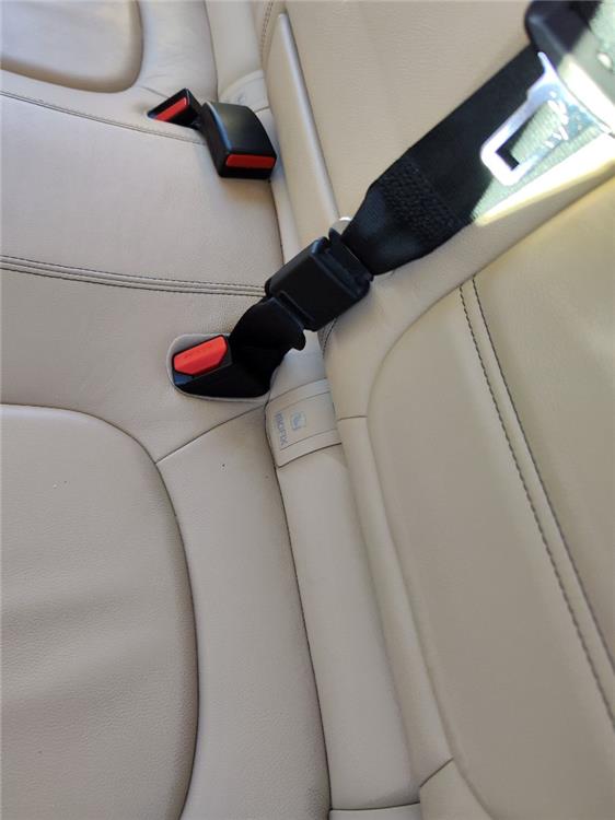 anclaje cinturon trasero izquierdo jaguar xe prestige