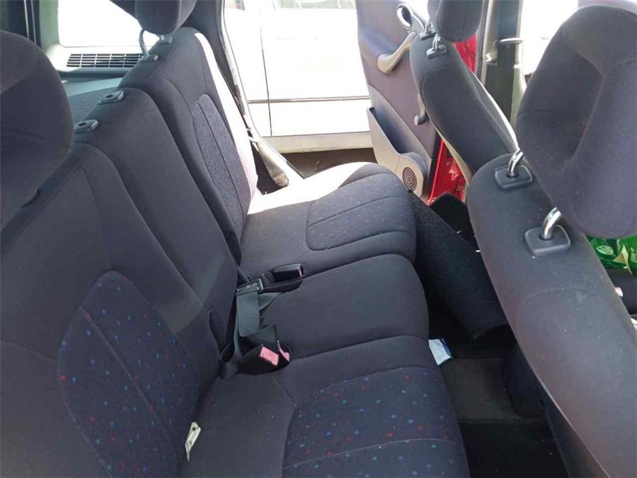 asientos traseros izquierdo mercedes benz clase a a 140 (168.031, 168.131) 82cv 1397cc