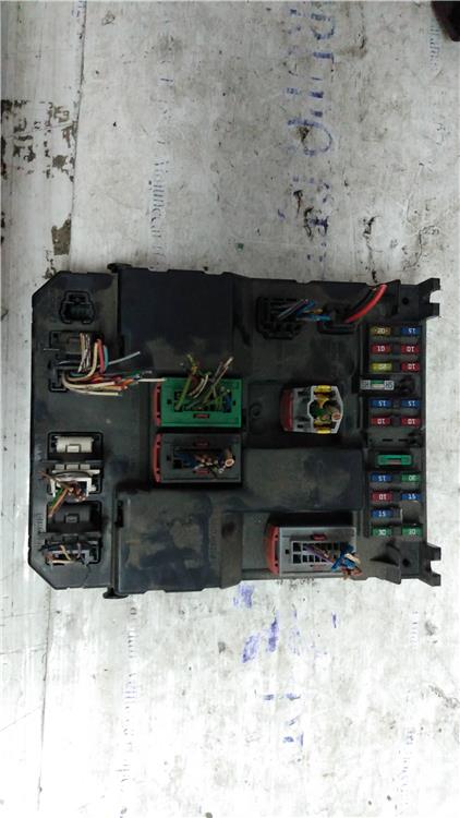 caja reles peugeot 307 berlina (s2) x line