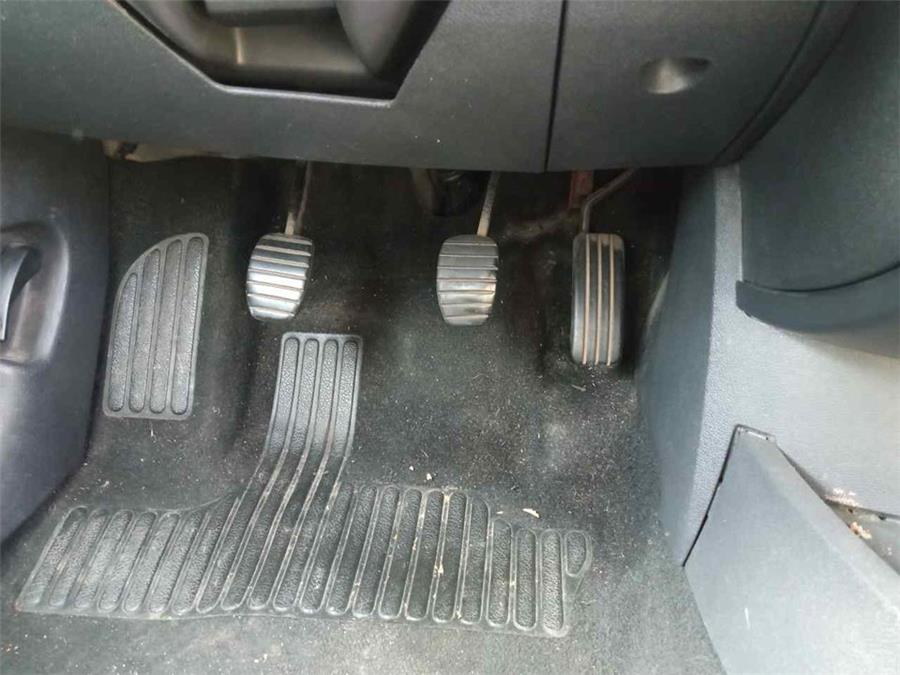 Pedal Embrague RENAULT CLIO III 1.5