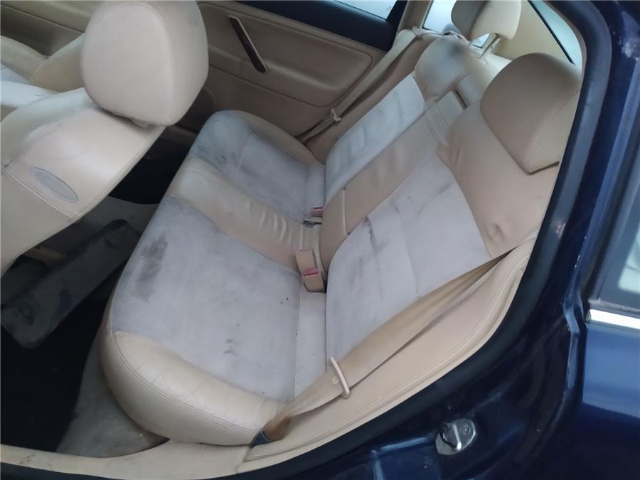 anclaje cinturon trasero izquierdo volkswagen passat berlina (3b3) highline