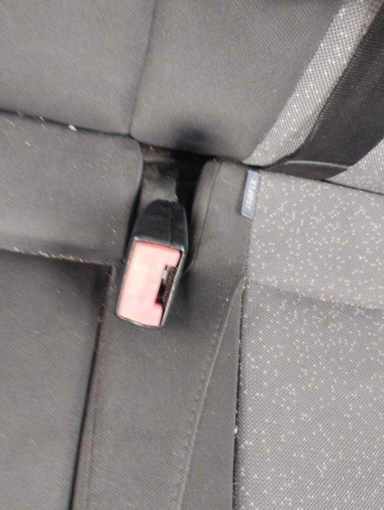 anclaje cinturon trasero izquierdo seat toledo (5p2) sport