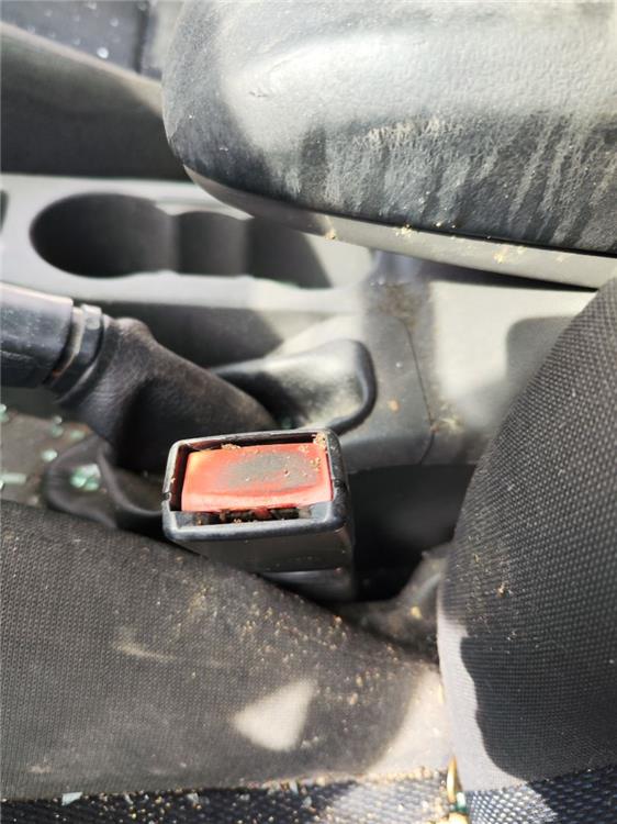 pretensor asiento delantero izquierdo ford focus berlina (cap) sport