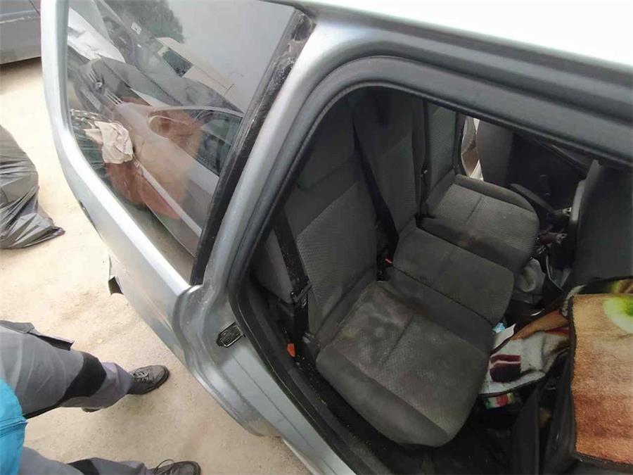 cinturon seguridad trasero derecho ford focus c max 1.6 tdci 109cv 1560cc