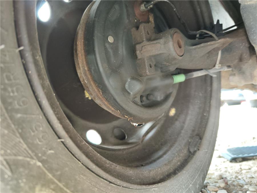 mangueta trasera izquierda citroen saxo 1.5 d sx