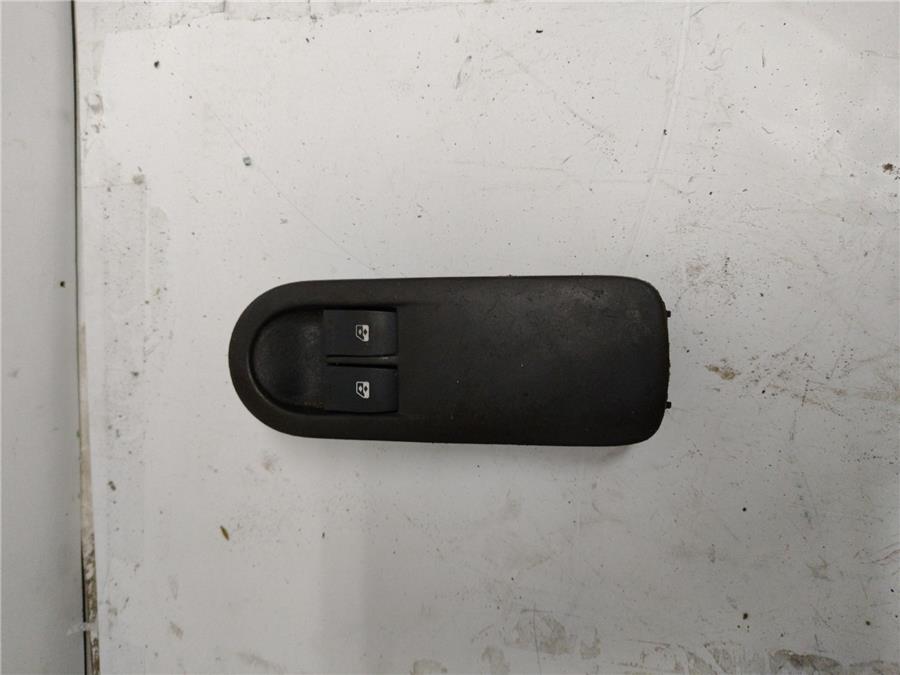 botonera puerta delantera izquierda renault megane ii 1.5 dci (bm16, cm16) 103cv 1461cc
