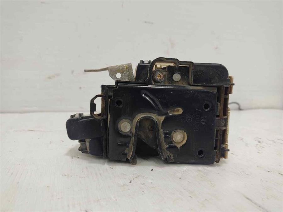 cerradura puerta delantera derecha volkswagen polo iii (6n1) básico