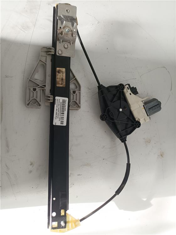 elevalunas electrico trasero derecho audi a4 avant (8k5) básico