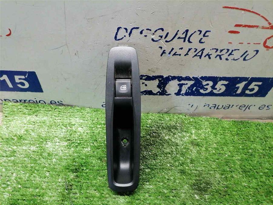 botonera puerta trasera derecha renault megane iv berlina 5p 1.5 blue dci d fap (116 cv)