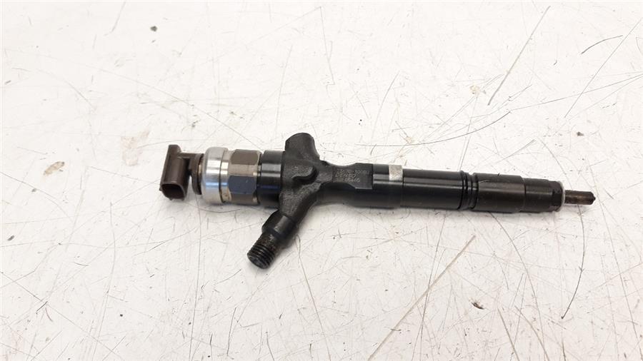 inyector toyota land cruiser (j12) 3.0 turbodiesel