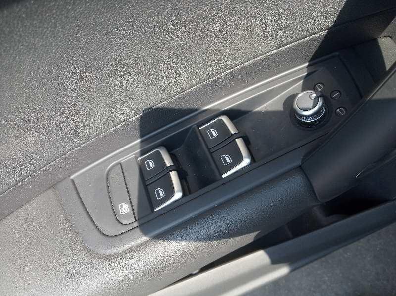 botonera puerta delantera izquierda audi a1 sportback (8xf) motor 1,0 ltr.   70 kw tfsi