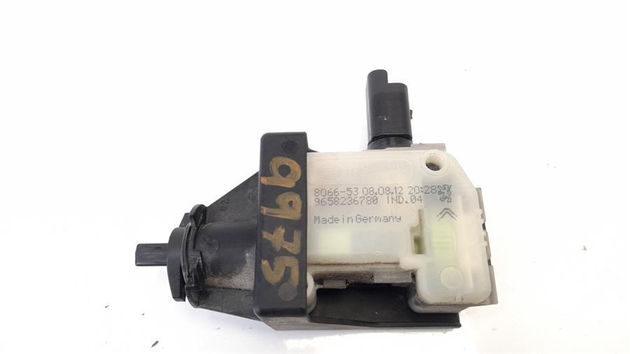 tapa exterior combustible citroen c4 grand picasso motor 1,6 ltr.   88 kw 16v