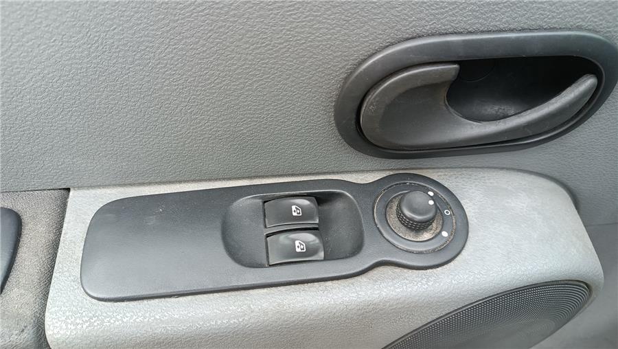 botonera puerta delantera izquierda renault modus / grand modus 1.5 dci (fp0f, jp0f) 86cv 1461cc