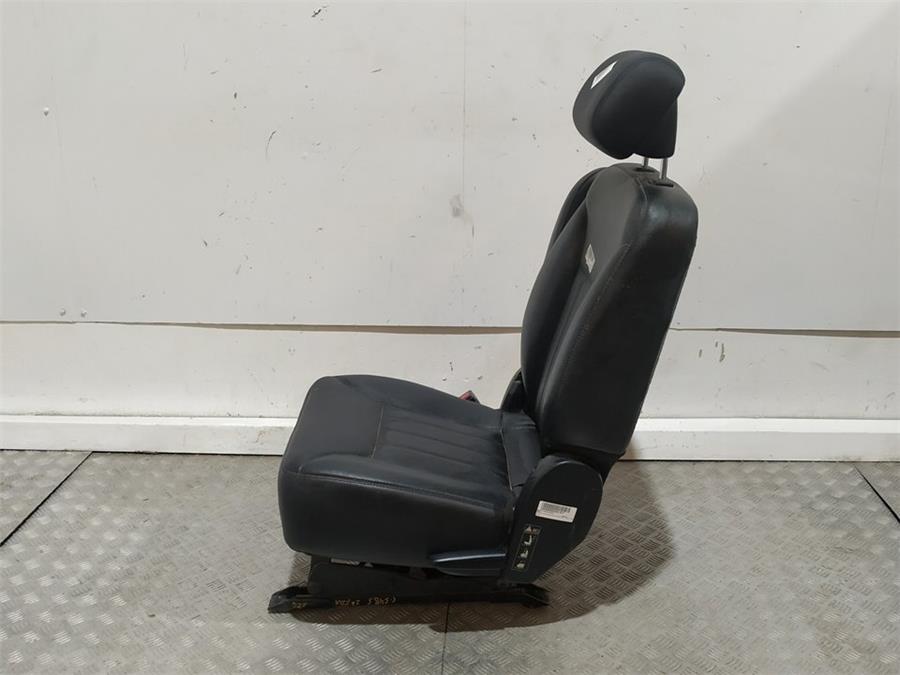 Asientos traseros izquierdo CLASE R