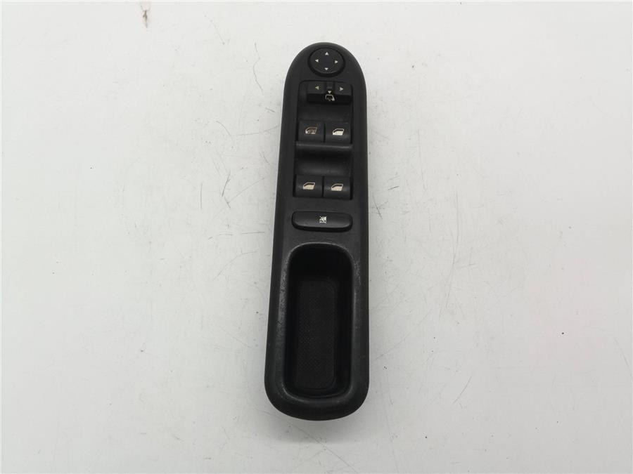 botonera puerta delantera izquierda peugeot 407 *
