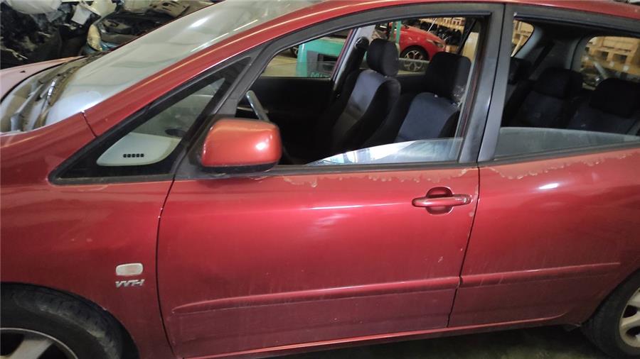 puerta delantera izquierda toyota corolla verso (e12) 1.8 linea sol