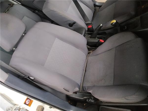 asiento delantero derecho nissan almera (n16/e)(01.2000 >) 2.2 comfort [2,2 ltr.   81 kw 16v turbodiesel cat]