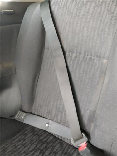 cinturon seguridad trasero derecho toyota corolla (e12)(2002 >) 2.0 d 4d