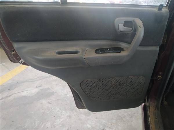 guarnecido puerta trasera izquierda ssangyong musso (01.1996 >) 2.3 tdi [2,3 ltr.   74 kw turbodiesel cat]