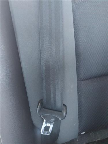 cinturon seguridad trasero izquierdo mazda 3