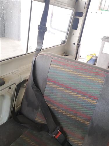 cinturon seguridad trasero derecho renault rapid /express (f40)(08.1985 >) 1.6 d kombi [1,6 ltr.   40 kw diesel]