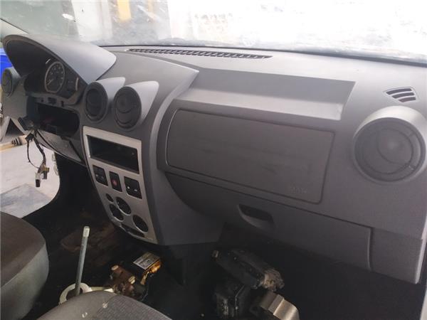 Salpicadero Dacia Logan 1 1.6