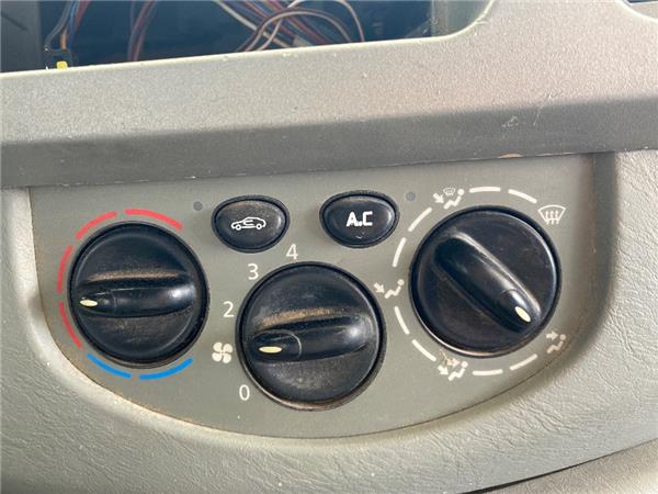 mandos climatizador renault trafic ii furgón (04.2001 >) 2.0 27 cn [2,0 ltr.   84 kw dci diesel cat]