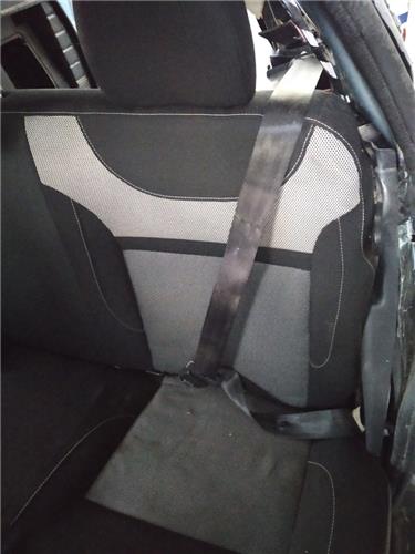 cinturon seguridad trasero izquierdo dacia duster i (2010 >) 1.5 ambiance 4x4 [1,5 ltr.   80 kw dci diesel fap cat]