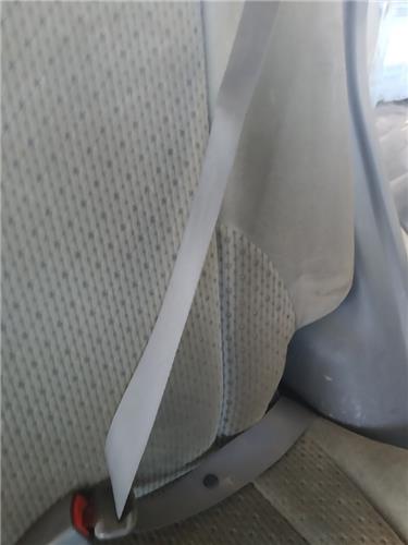 cinturon seguridad trasero izquierdo hyundai