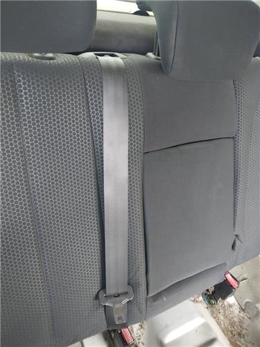 cinturon seguridad trasero central renault megane ii berlina 5p (10.2002 >) 1.9 confort expression [1,9 ltr.   88 kw dci diesel]