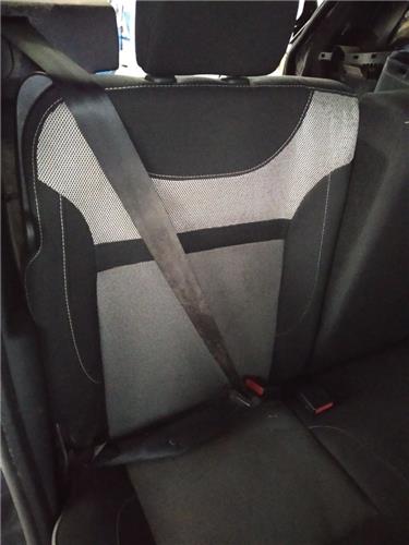 cinturon seguridad trasero derecho dacia duster i (2010 >) 1.5 ambiance 4x4 [1,5 ltr.   80 kw dci diesel fap cat]