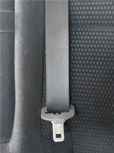 cinturon seguridad trasero central ford focus berlina (cap)(08.2004 >) 1.6 ghia [1,6 ltr.   80 kw tdci cat]