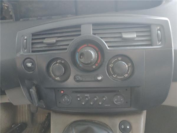 Consola Renault Scenic II 1.9 dCi