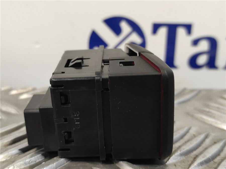 Interruptor Luces Emergencia HYUNDAI