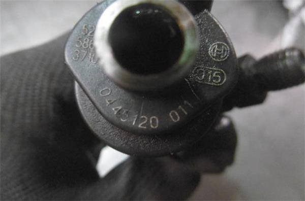Iveco Algemeen INJECTOR 2004 0445120011-0228619111608
