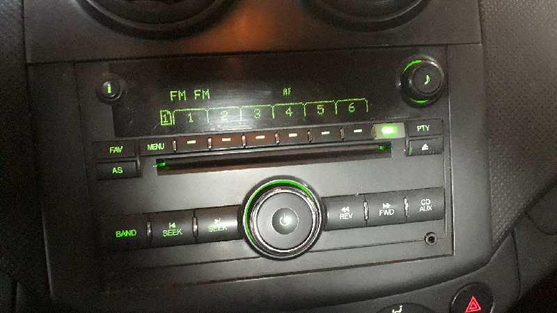 radio / cd chevrolet aveo / kalos fastback 1.4 16v 94cv 1399cc